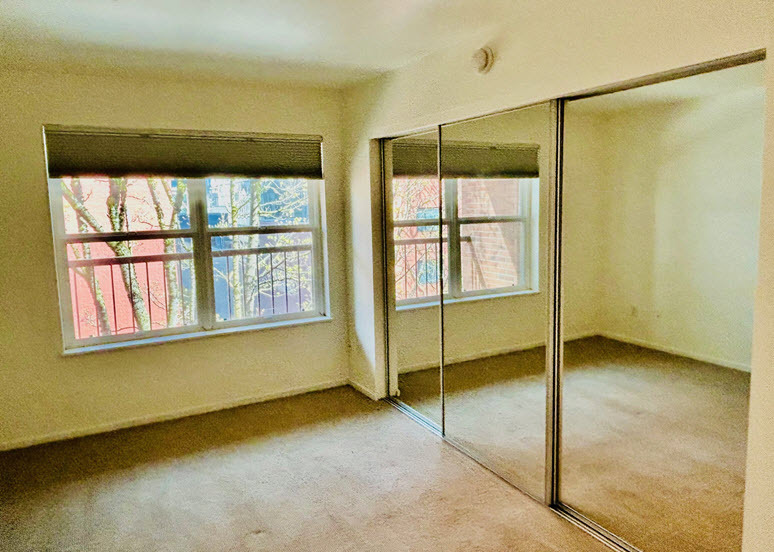 Bedroom - 1500 SW Park Ave
