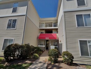 Building Photo - 1500-202 GRADUATE LN
