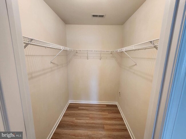 Building Photo - 2029 Windsong Dr
