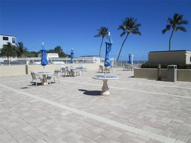 Building Photo - 2000 S Ocean Blvd