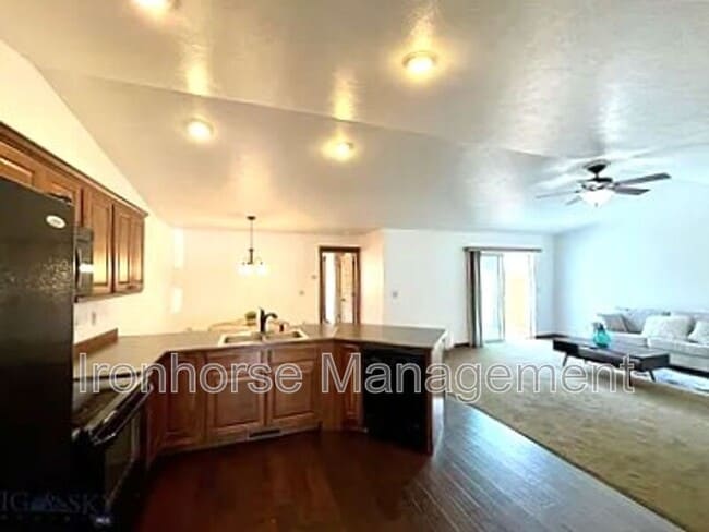 Building Photo - 103 Covey Ct