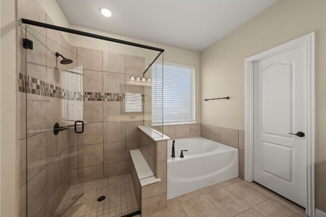 Building Photo - 504 Ridgewater Trail