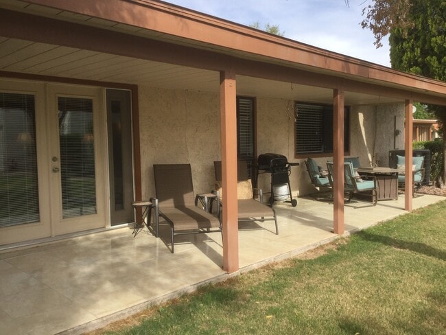 Building Photo - 271 Leisure World