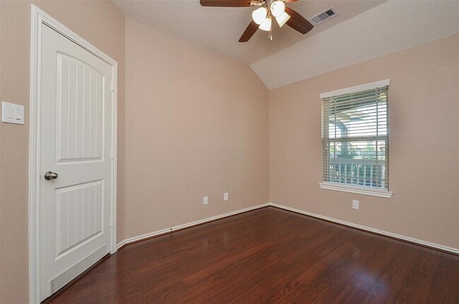 Building Photo - 12947 Taper Reach Dr