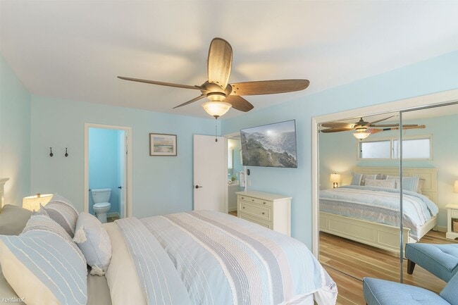 Building Photo - 3 br, 1.5 bath House - 3853 Ocean Spray