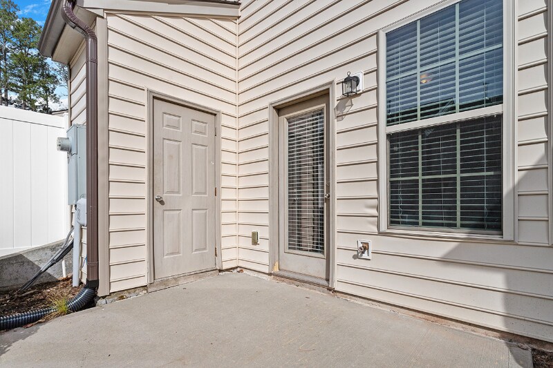 Building Photo - 525 Timpson Ave