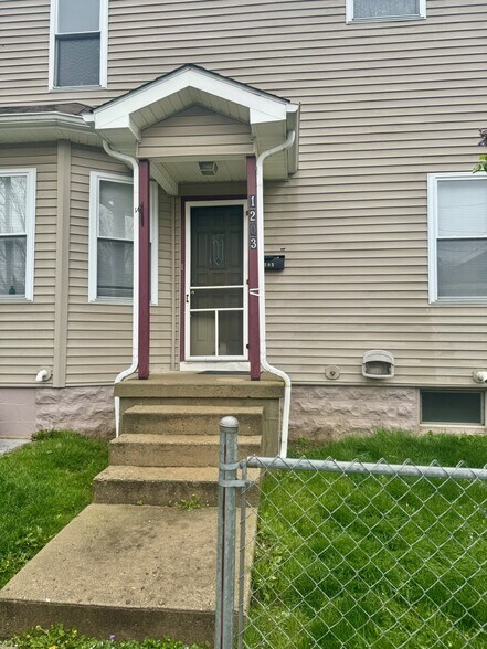 Building Photo - 1203 Indiana Ave