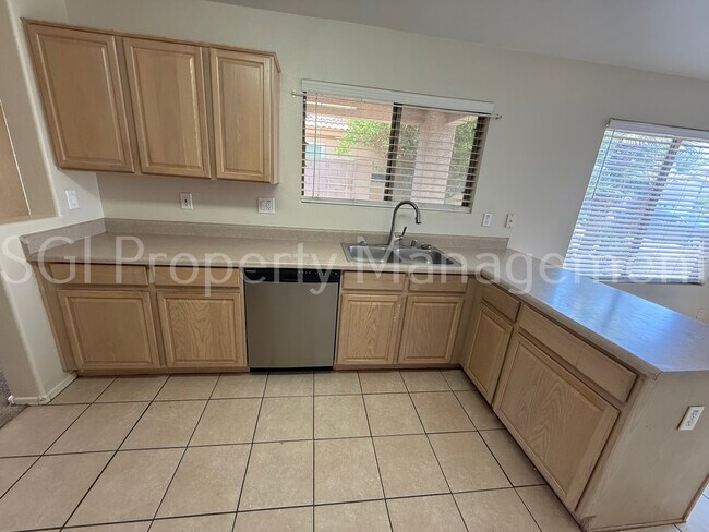 Building Photo - 9252 W Ironwood Dr
