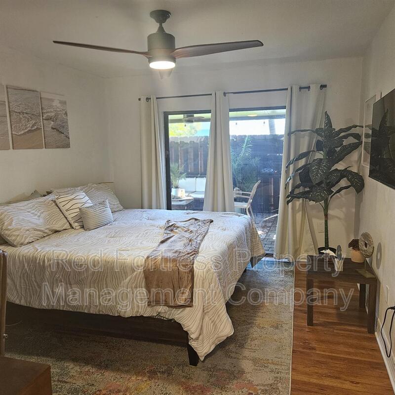 Building Photo - 12918 Meadowood Ct