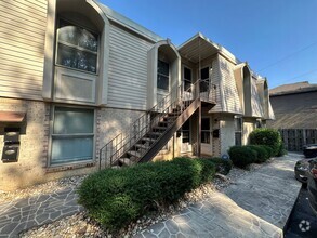 Building Photo - Condo for rent in Hoover **PRICE DROP**