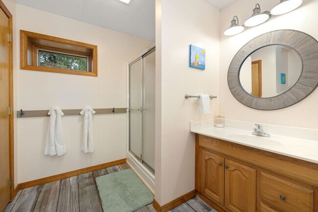 Building Photo - 814 County Rd 1524