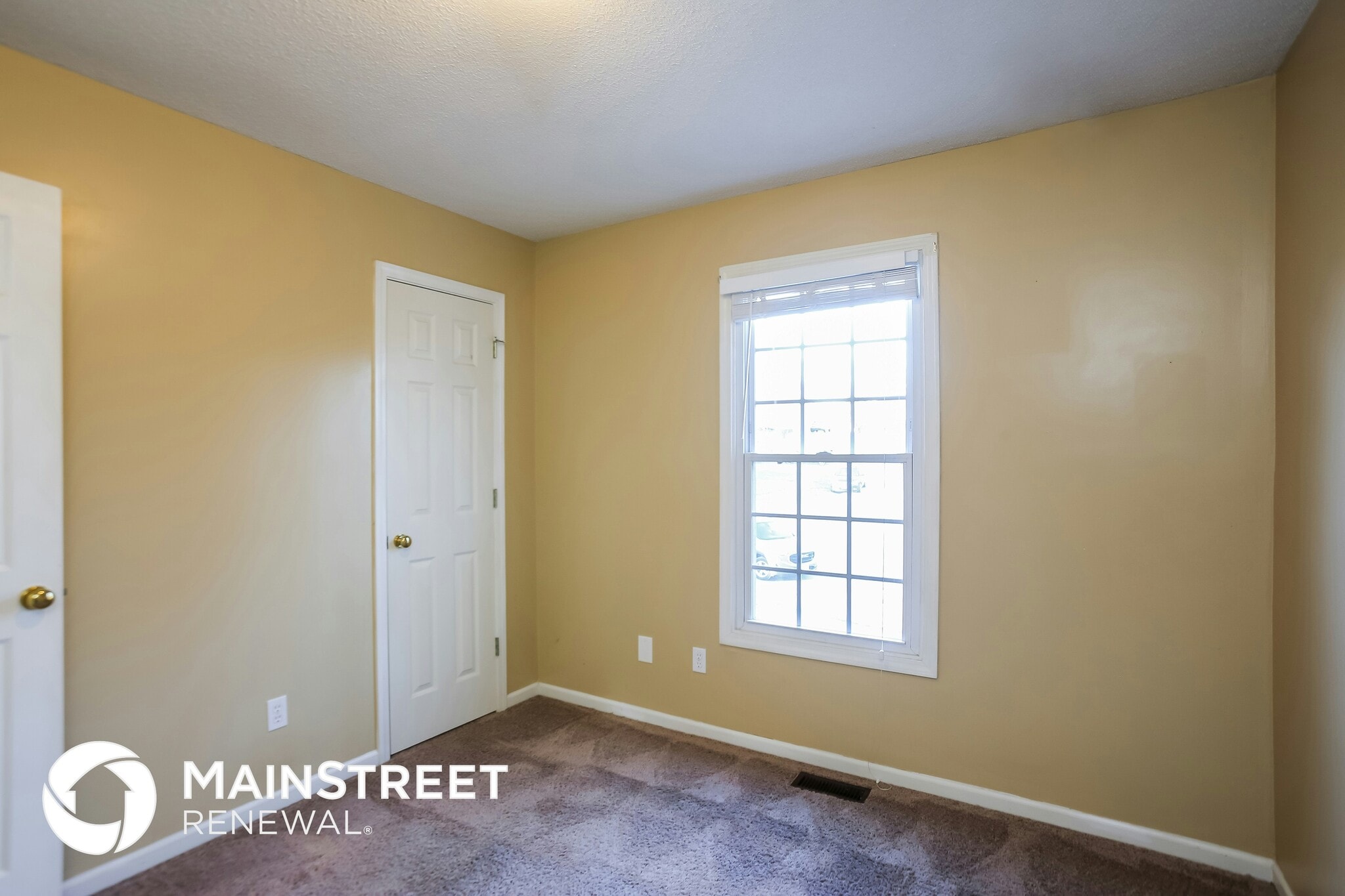 Building Photo - 6500 N Elmwood Ct