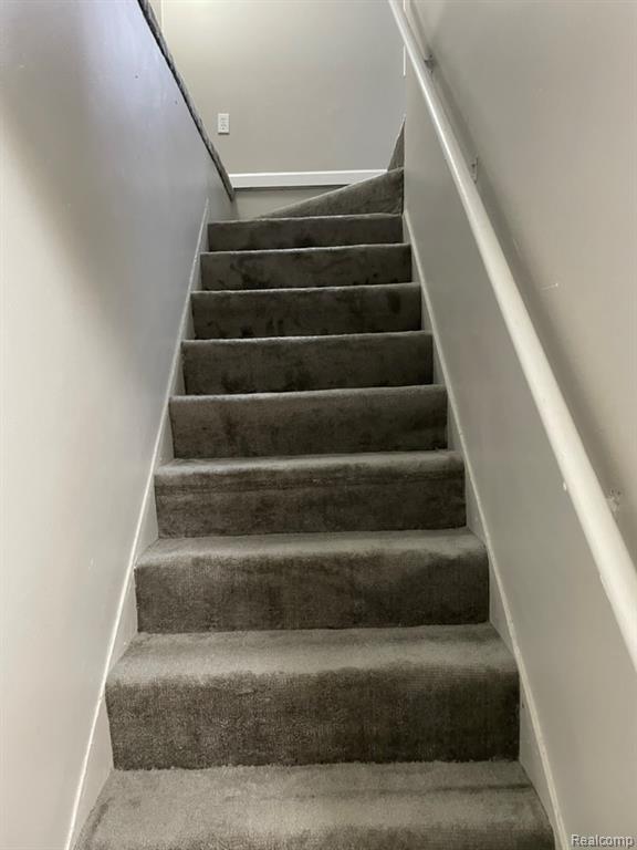 Building Photo - 19803 Santa Rosa Dr