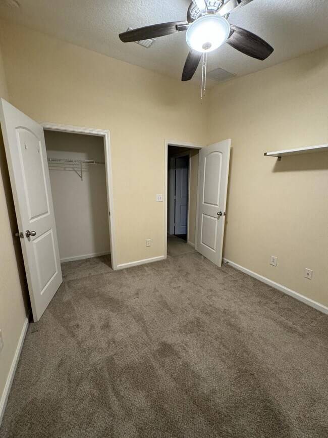 Building Photo - 3 bedroom 2.5 bath townhome in Bartram Park