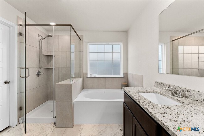 Building Photo - 259 Great Hills Dr