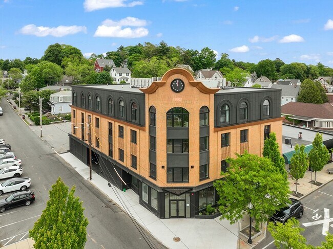 Building Photo - 463 Franklin St