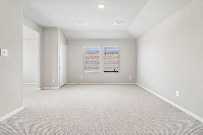 Building Photo - 6206 Castamere Dr