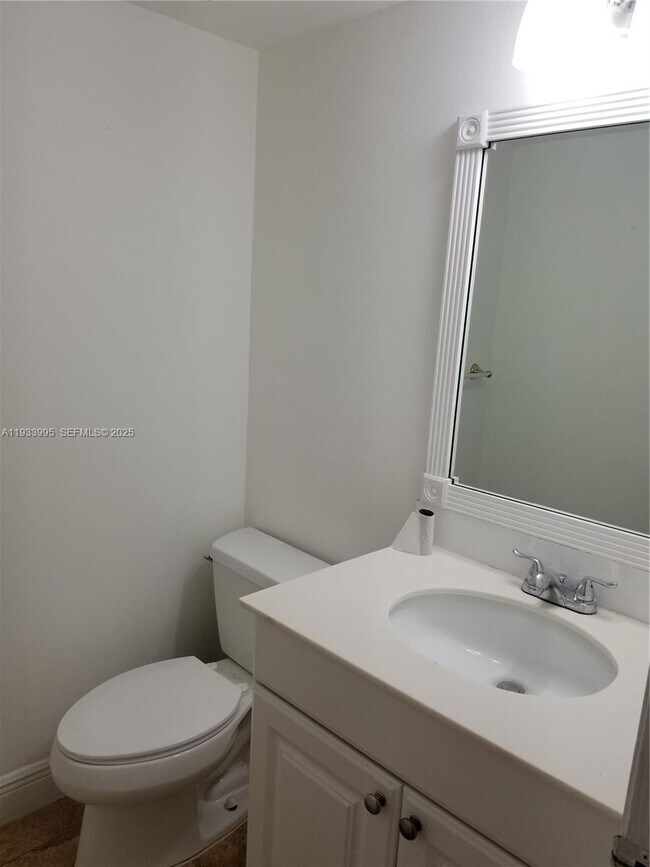 Building Photo - 9535 SW 148th Ave Cir E