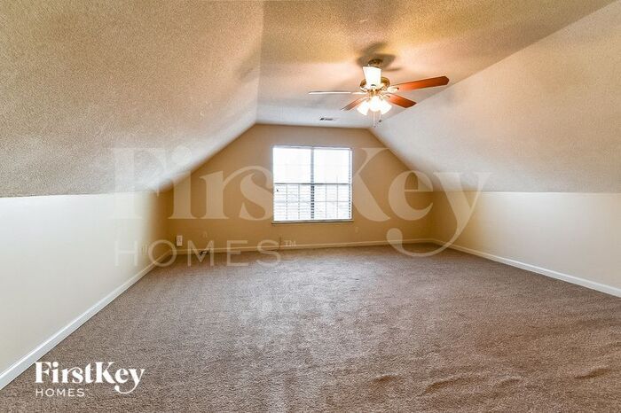 Building Photo - 7749 Roxshire Cove