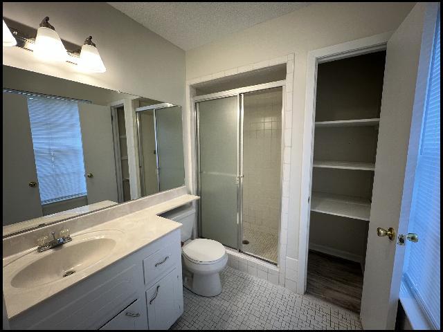 Building Photo - 609 Nan Cir