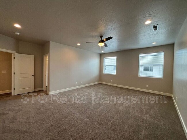 Building Photo - 867 S 4380 W