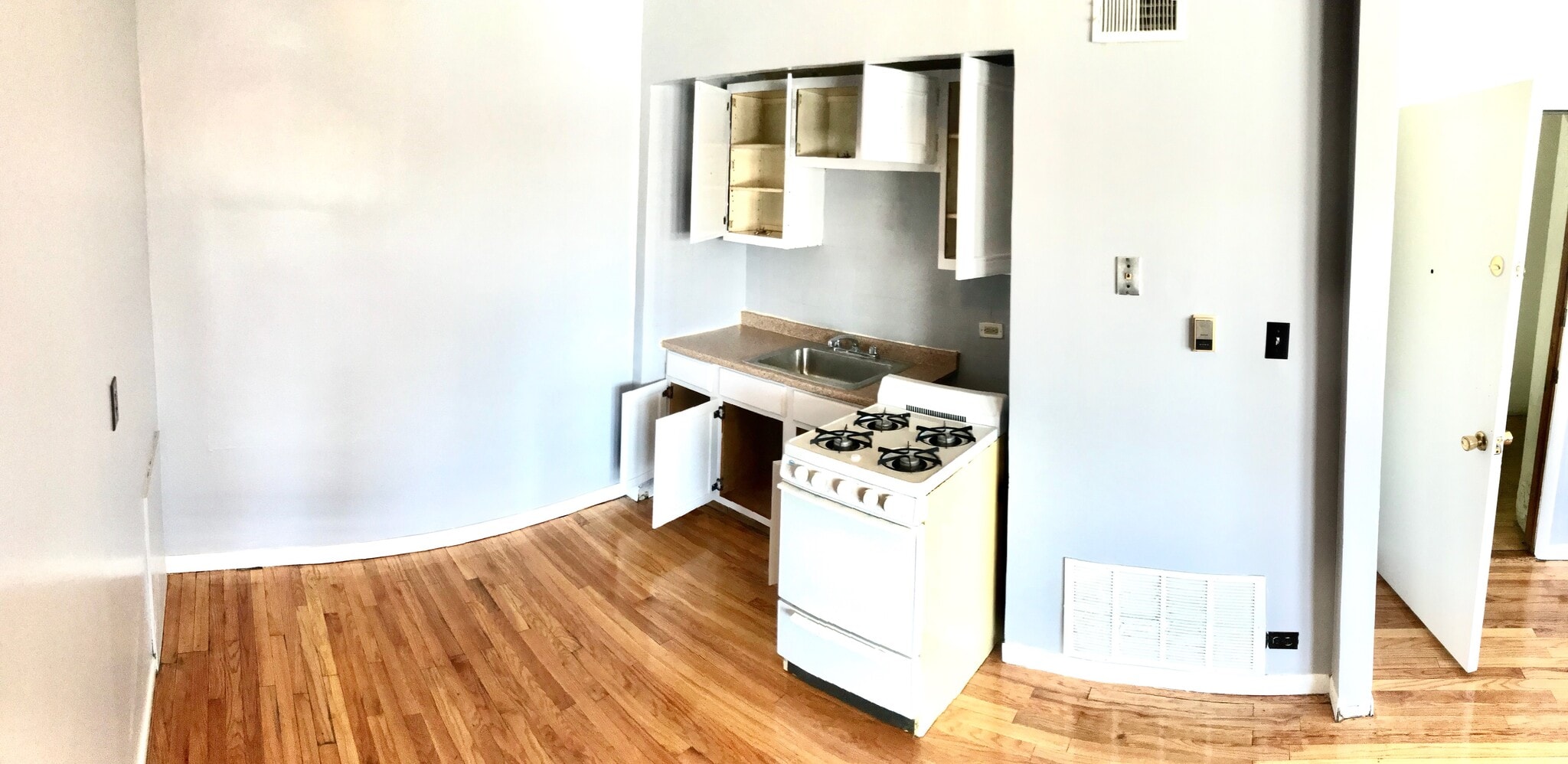 Building Photo - 4355 S Sawyer Ave