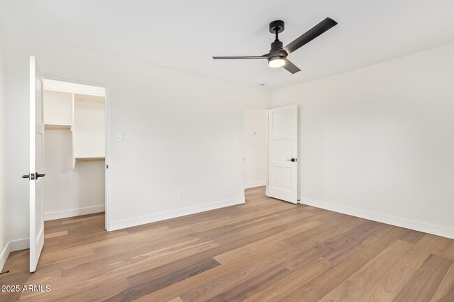 Building Photo - 9042 N 3rd Ave