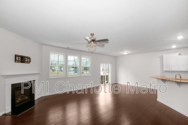 Building Photo - 14002 Bordley Pl