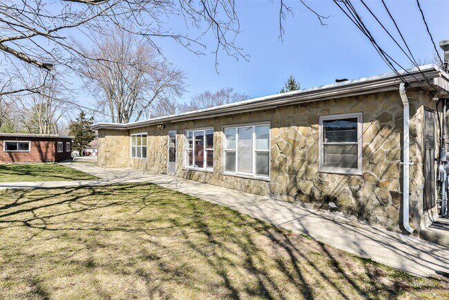 Building Photo - 7200 Whitmore Lake Rd