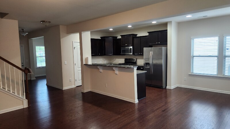 Building Photo - 113 Foxborough Ln