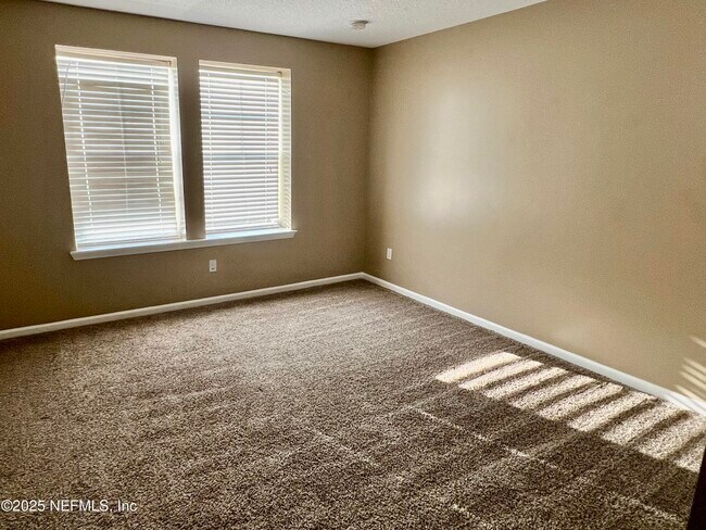 Building Photo - 13660 Chipperfield Ln