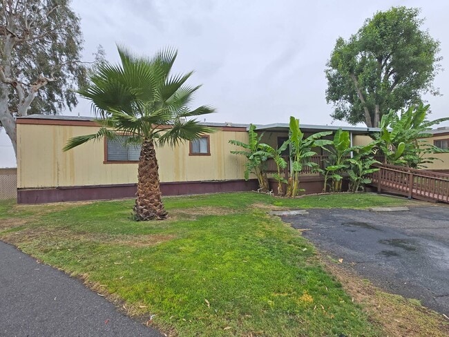 Building Photo - 8633 E Brundage Ln