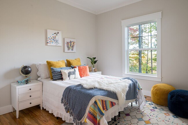 Building Photo - Large New Construction Rental - Old Fort