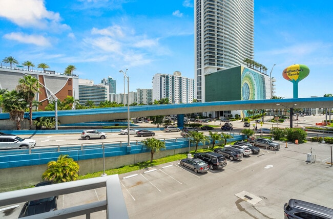 Building Photo - 1801 S Ocean Dr