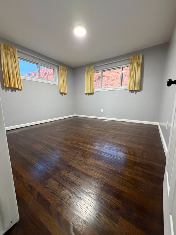 Building Photo - 931 Maxfield Dr