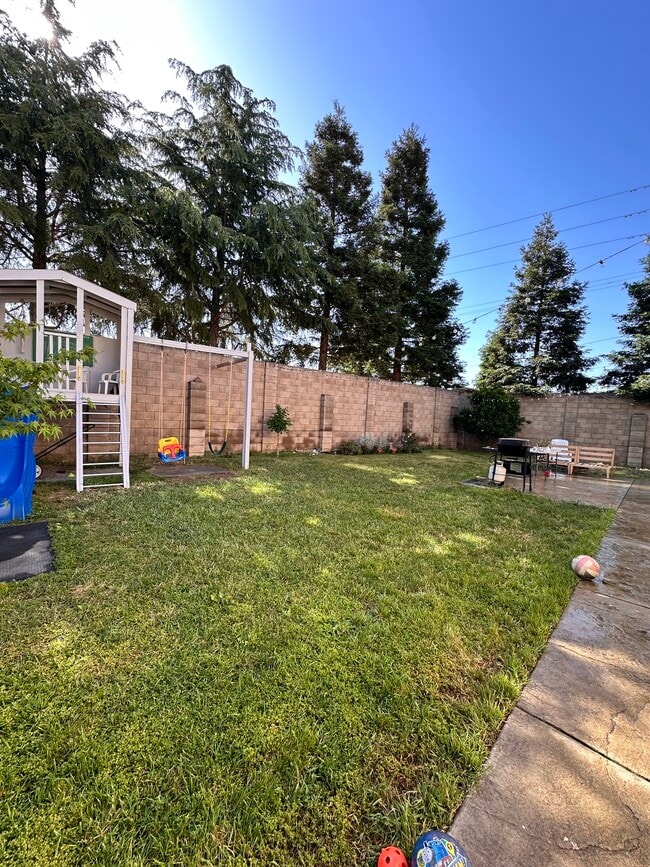 Building Photo - 2514 Mercato Ln