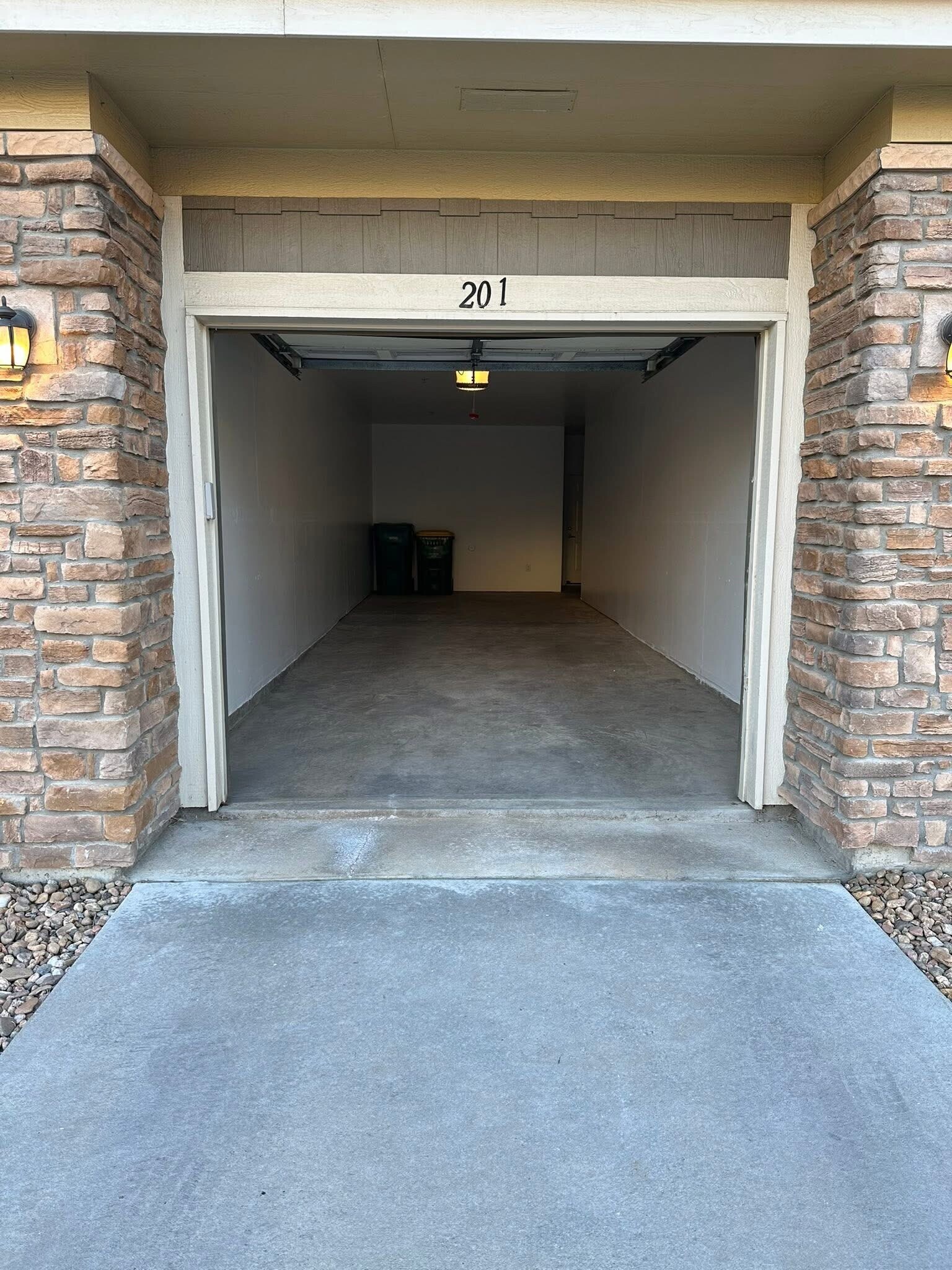 Garage - 6253 Kilmer Loop