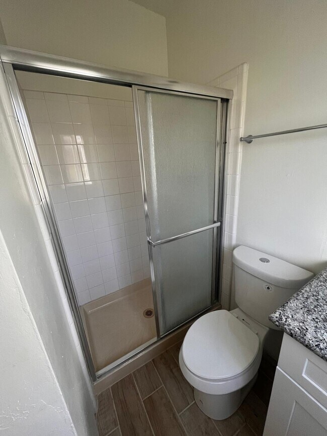 Building Photo - 6334 E Calle Luna