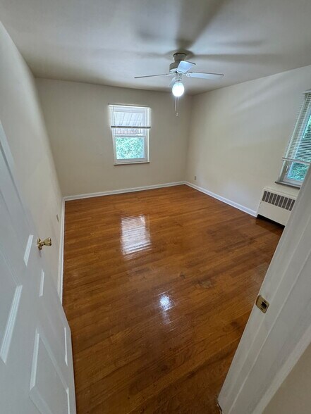 Building Photo - 2929 Cavanaugh Ave