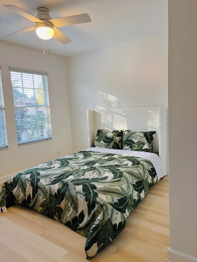 Building Photo - 113 Evergrene Pkwy