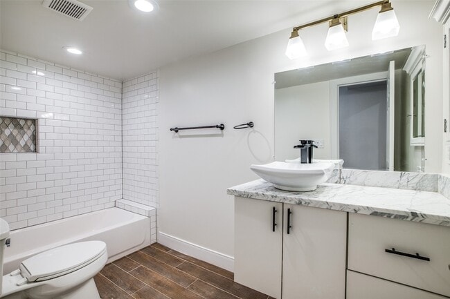 Building Photo - 4409 Rawley St