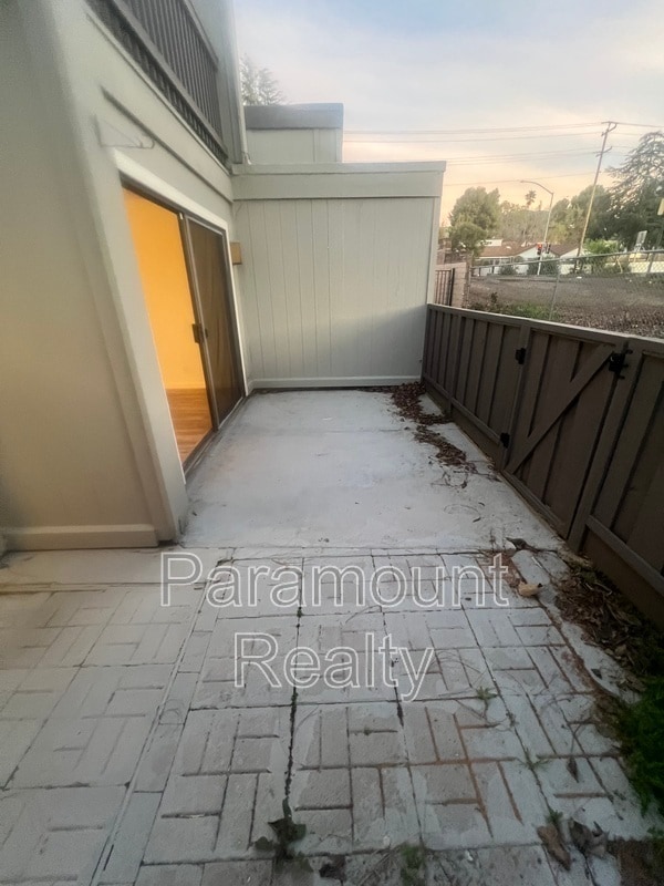 Building Photo - 1120 Kenwal Rd