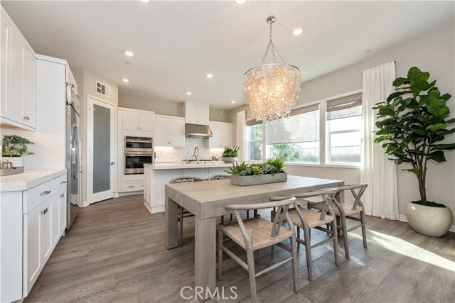 Building Photo - 551 Serrano Summit Dr