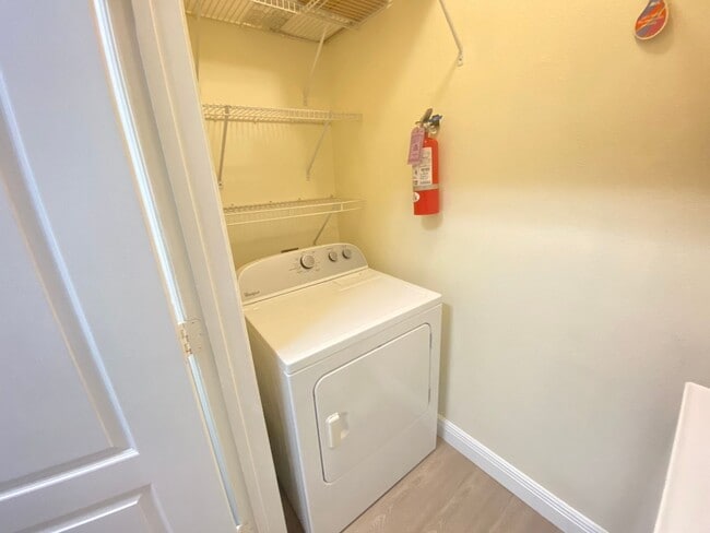 Building Photo - Stunning one bedroom, one bath luxury condo with large garage and fabulous community amenities.