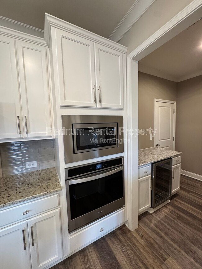 Building Photo - 3778 Franks Wy