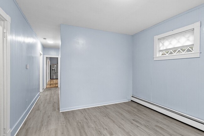 Building Photo - 27-29 Chadwick St