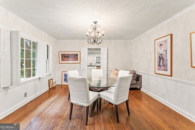 Building Photo - 2986 Mornington Dr NW