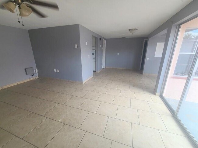 Building Photo - 5109 Tilson Dr