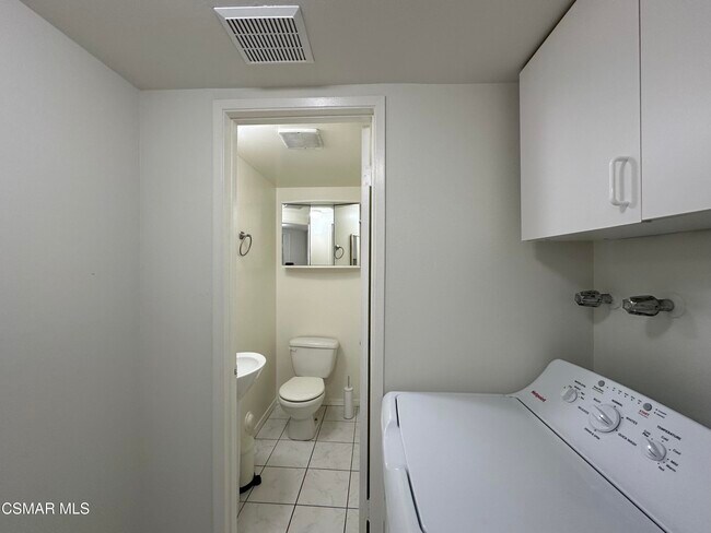 Building Photo - 6621 Wilbur Ave