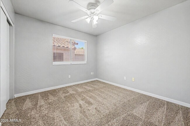 Building Photo - 905 E Potter Dr